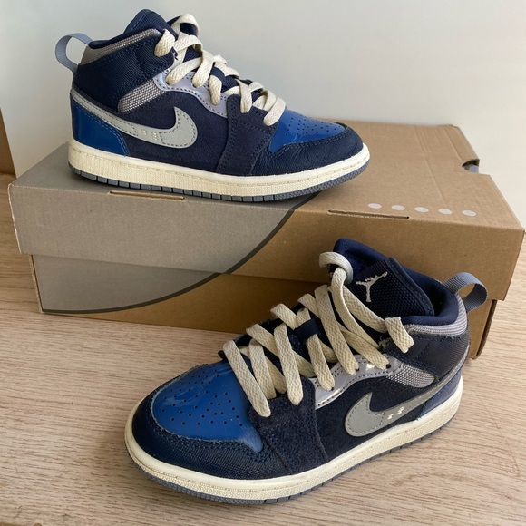 Nike Air Jordan 1 Mid SE Craft Kids Sneakers- SZ 13 C - Picture 6 of 13